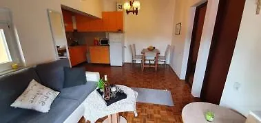 Apartmani Maja Nin