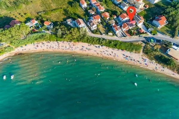 Apartmani Maja Nin